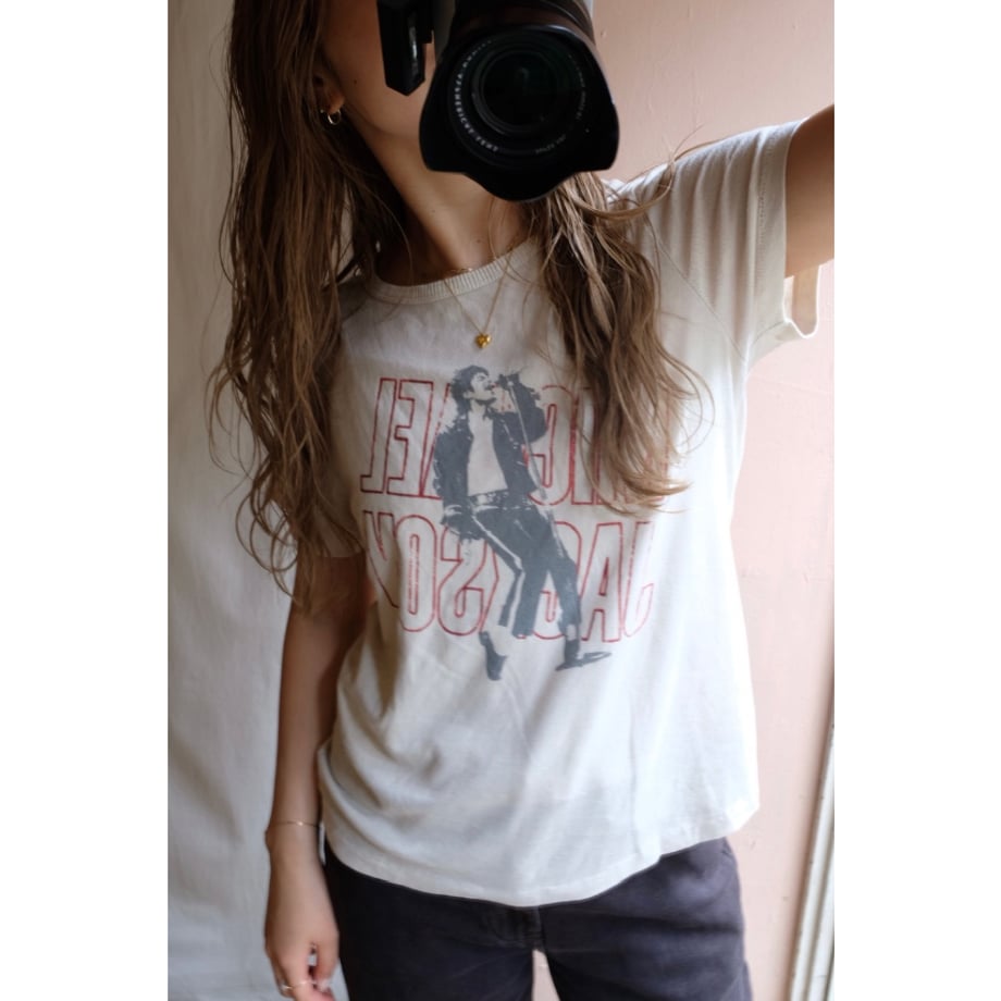 6a42121d5f5ac51452c44db4