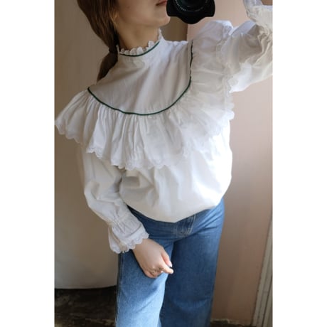 green line frill blouse