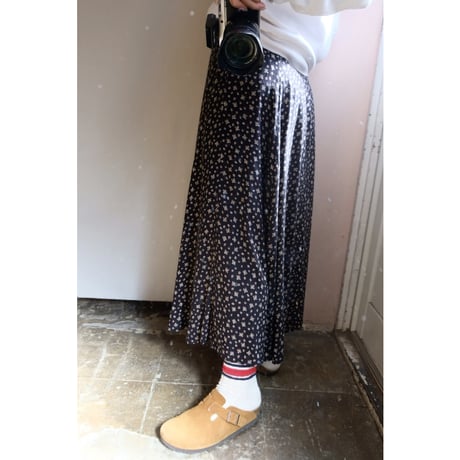black design skirt
