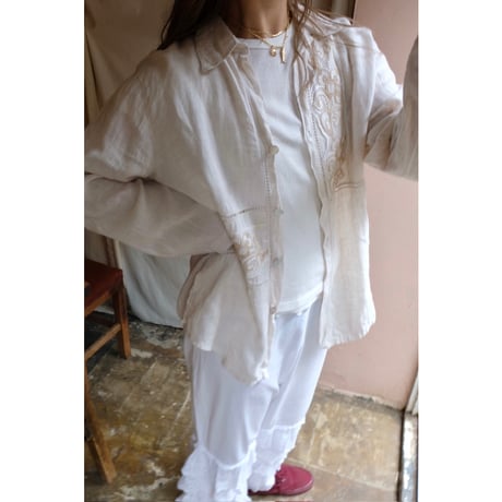 ivory embroidery shirt
