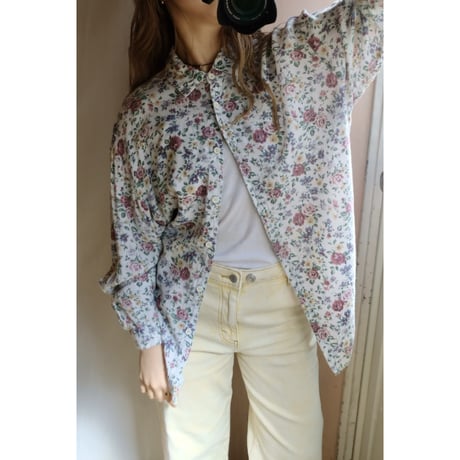 white flower shirt