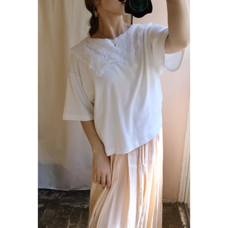 vintage white lace T-shirt
