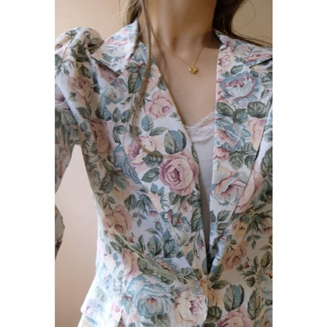 rose jacket