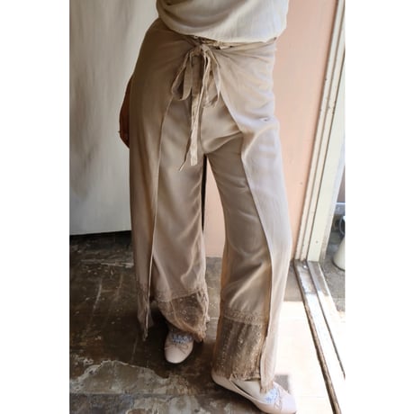 sand beige embroidery pants