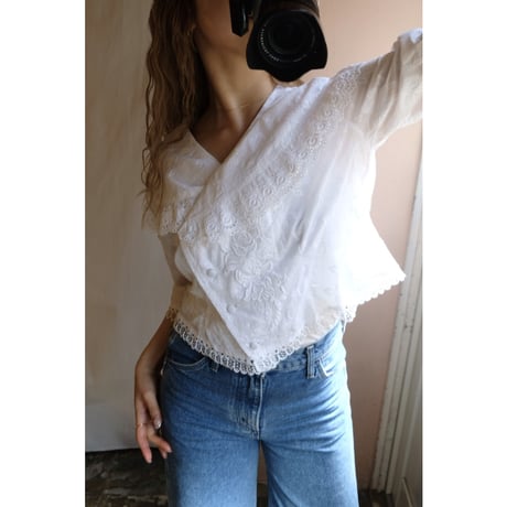 flower frill blouse