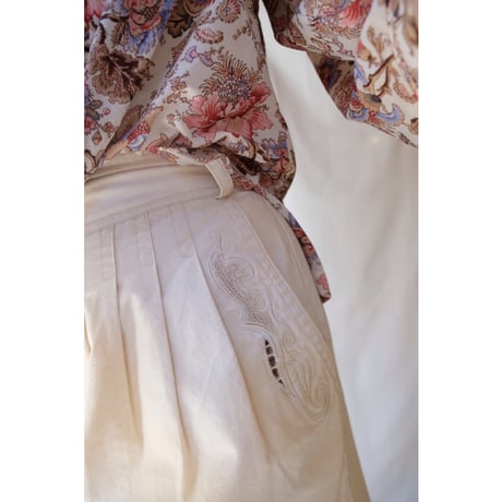 ivory short pants