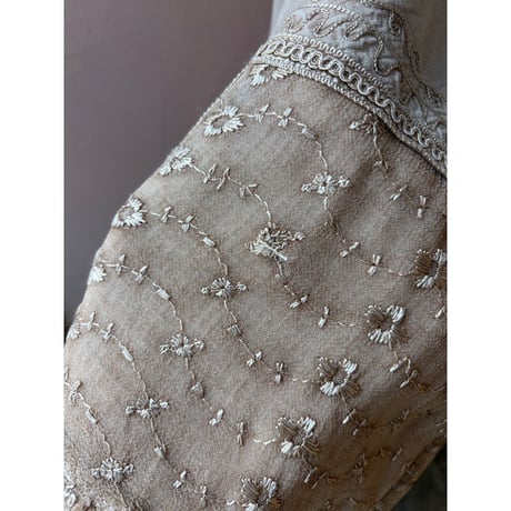 sand beige embroidery pants