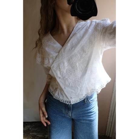 flower frill blouse