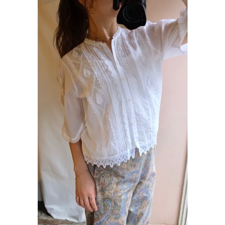 white embroidery blouse