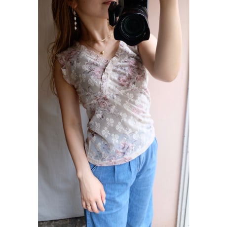 beige flower tank top