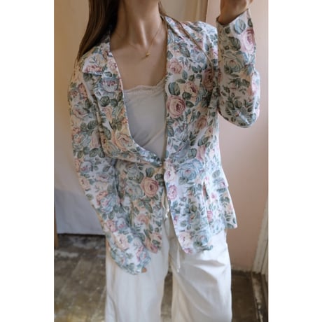 rose jacket