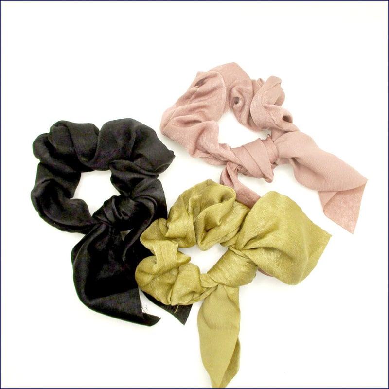 リボン付きシュシュ U0076 | 国際協力NGOユートピア