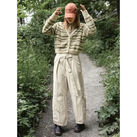 英文パターン付キット Kleiva Cardigan from 2410 Norske Ikoner