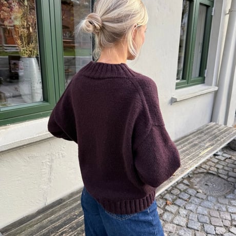 日本語文章パターン付キット Hannah Sweater V-neck