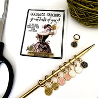 [FireflyNotes] Stitch Marker Yarn Balls