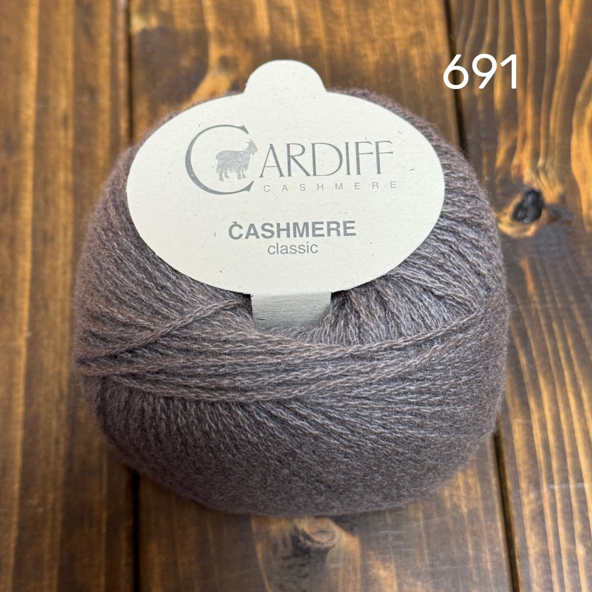 Cardiff] Classic - 691 (Sherpa) | K2tog Yarn a