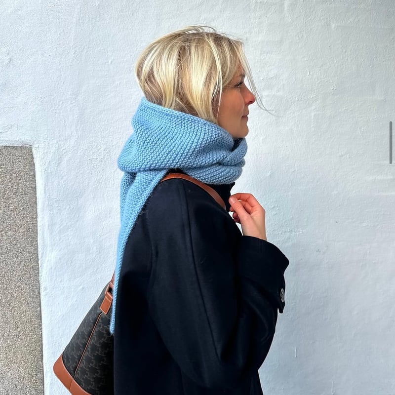 日本語文章パターン付キット Sophie Hood | K2tog Yarn and Hand