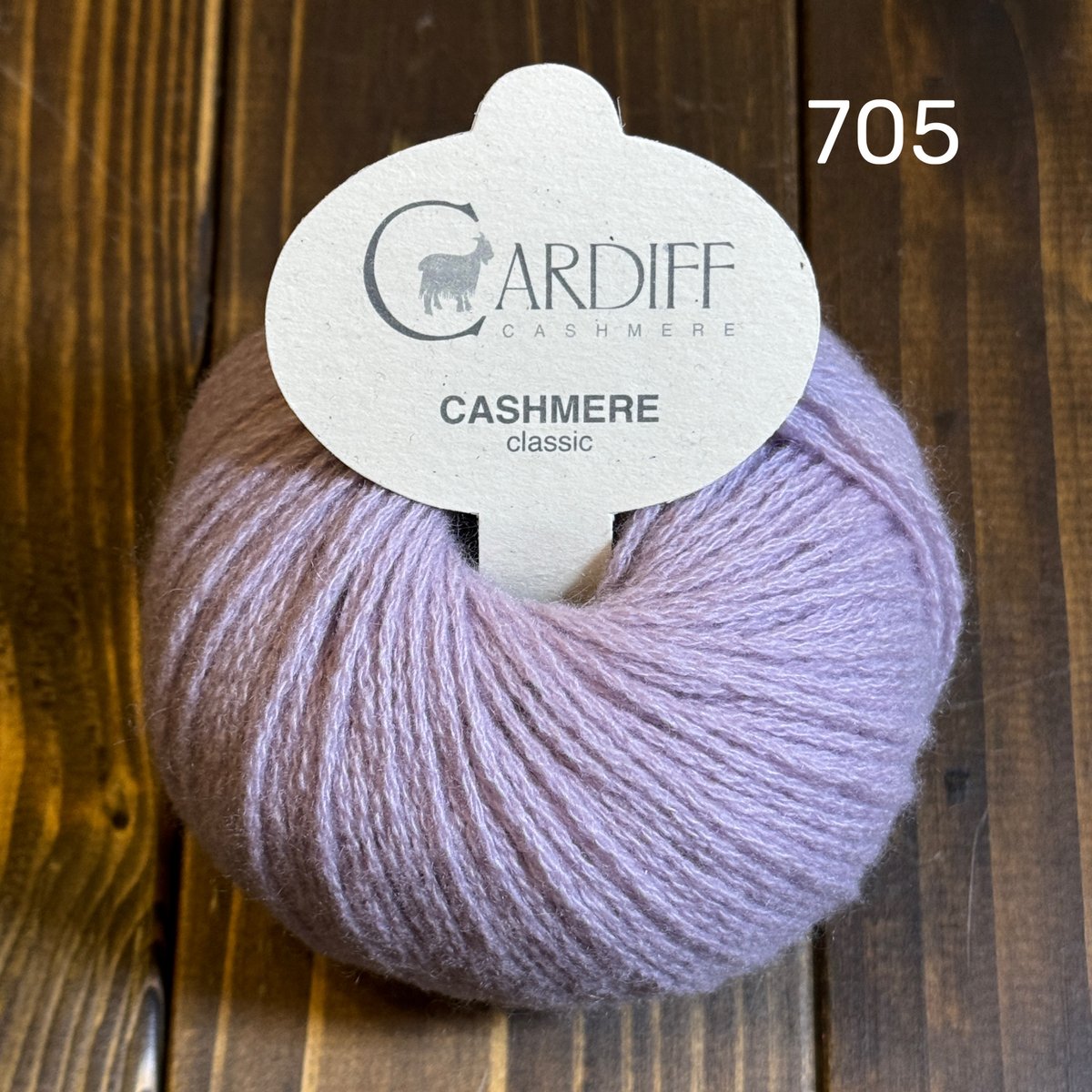 Cardiff] Classic - 705 (Geisha) | K2tog Yarn a