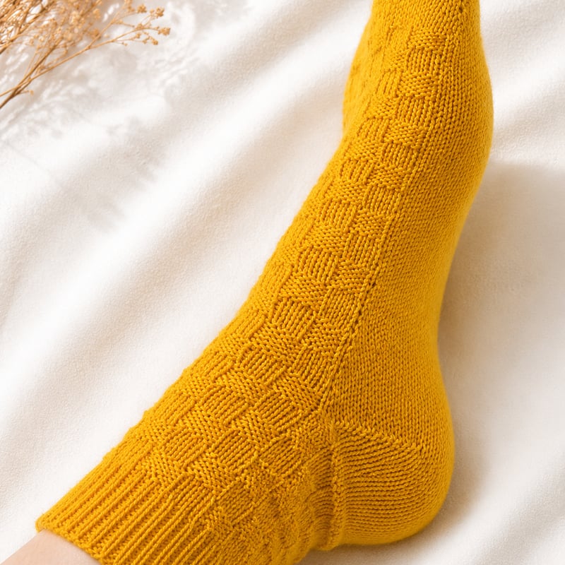 Checky Socks | K2tog Yarn and Handmade