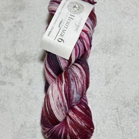 [Cascade] Heritage6 Hand Paints 611 (Berry Smoke)