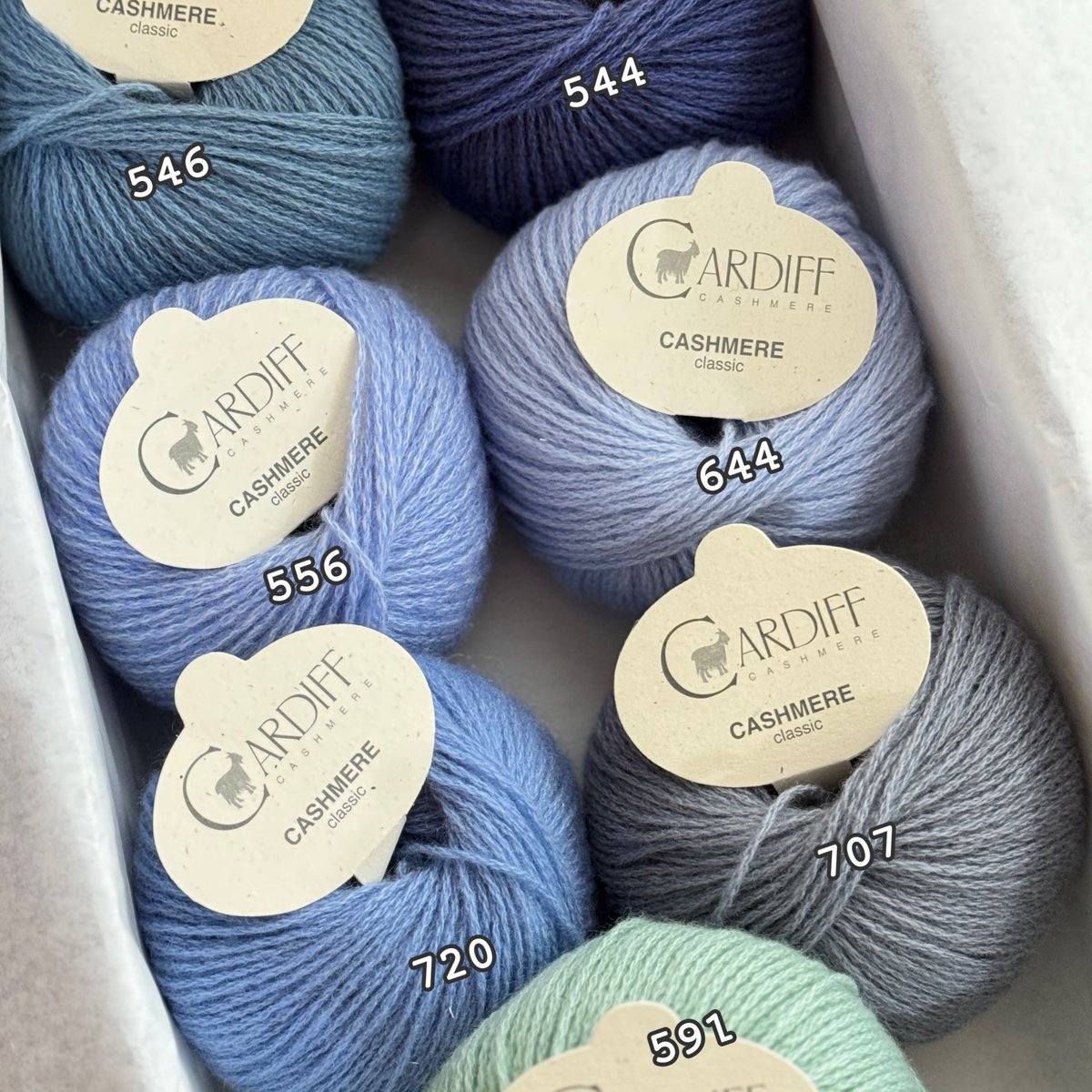Cardiff] Classic - 546 (Hoshi) | K2tog Yarn an