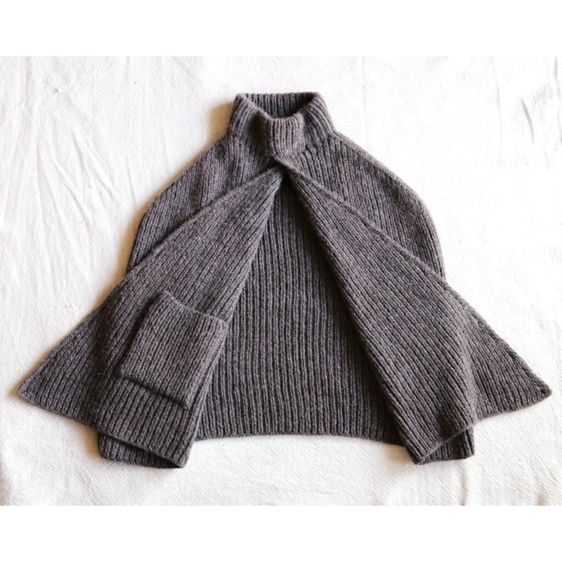 Mant Cape | K2tog Yarn and Handmade