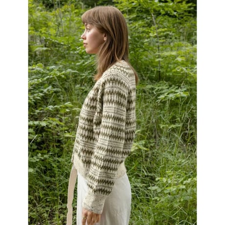 英文パターン付キット Kleiva Cardigan from 2410 Norske Ikoner