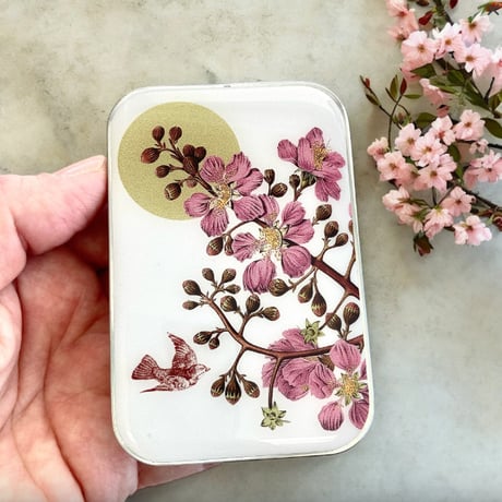 [FireflyNotes] Tin Large Cherry Blossom & Swallow