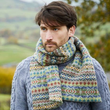 条件付翻訳編図キット K23-103 Swaledale Scarf from Cumbria