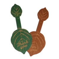 TAGGED GIFT TIE Leaf A