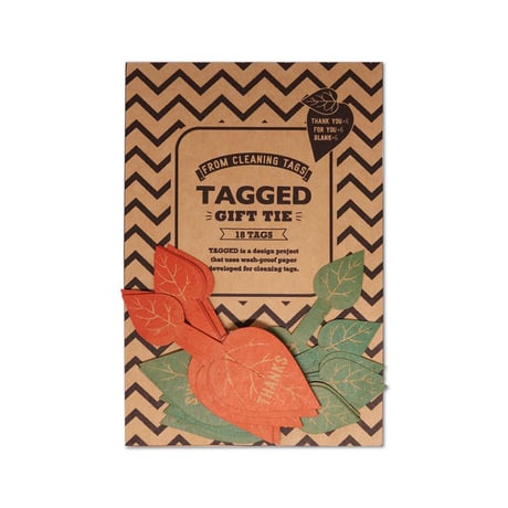 TAGGED GIFT TIE Leaf B