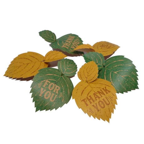 TAGGED GIFT TIE Leaf E