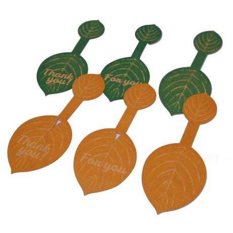 TAGGED GIFT TIE Leaf D