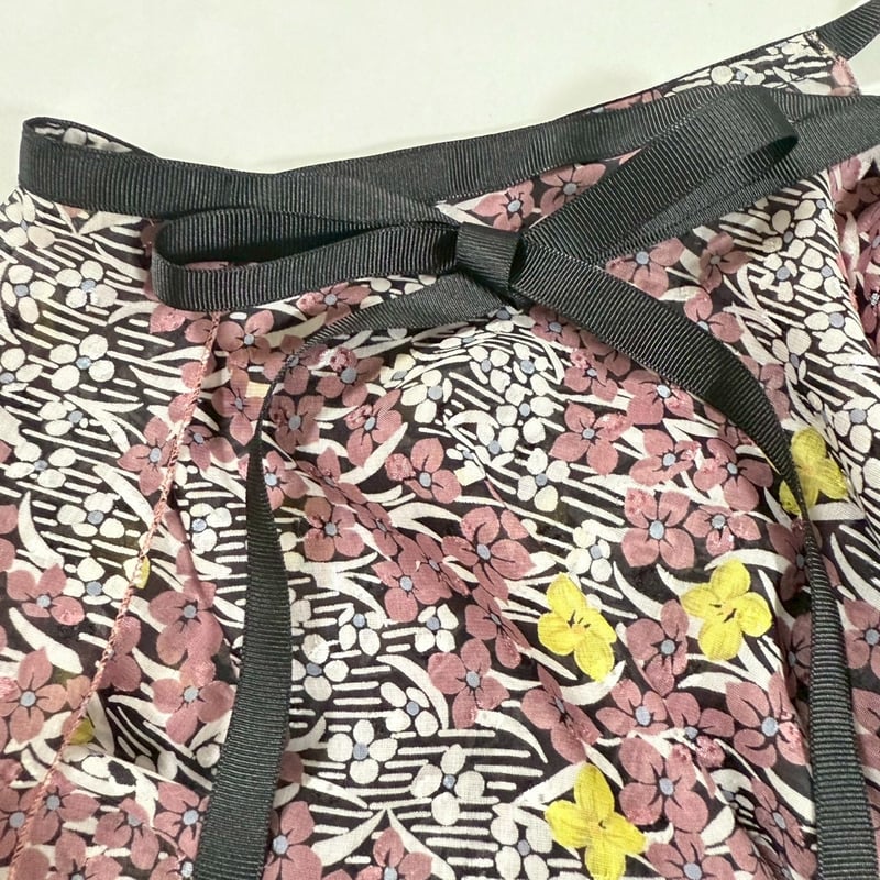 らくや　古布　手縫　粉袋トップス　紅花染スカート　セットアップ スモック刺繍スカート｜ピンクハウスオフィシャルオンラインストア