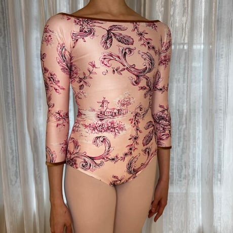 シルフィーヌ 花柄オフショルダー長袖レオタード CATEGORY レオタード