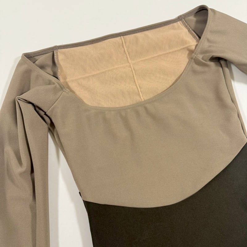 バイカラーレオタード】オフショルダーレオタード7分袖 ベージュ