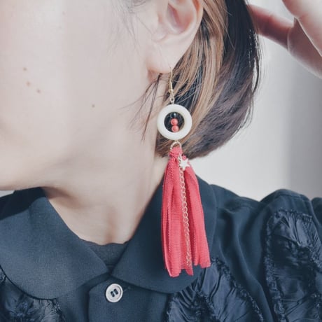 China red fringe (hook pierce)