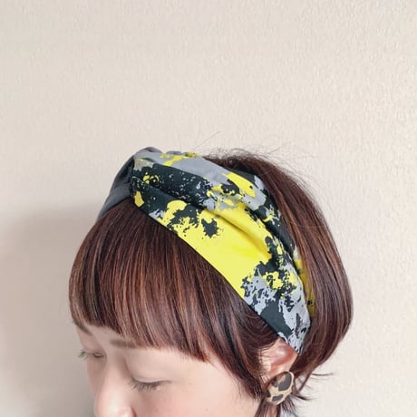 cross turban / paint yellow × dark gray / ペイント柄  ヘアバンド