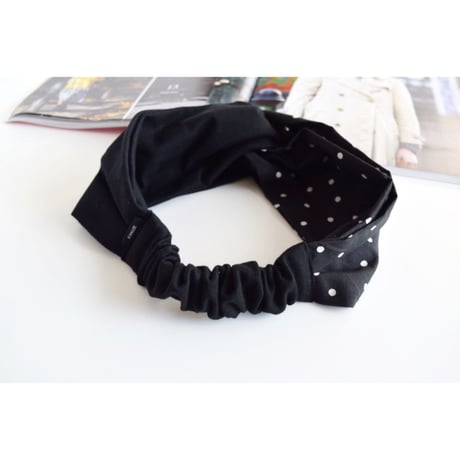 black dots x black /cross hairband