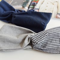 gingham gray or navy / cross hairband