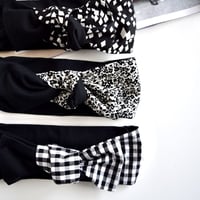 ribbon turban / monotone ×  T-shirt black