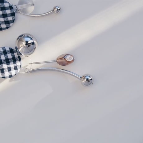 dress-up metal x gingham ( pierce)
