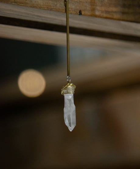 μ "Stability Pendant Single Piece"