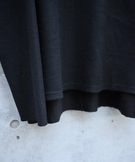 JFR "Typical comfirm knit" Italian merino wool.