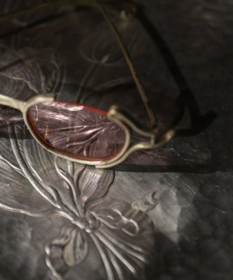 Ferric “Sunglasses” Pink.