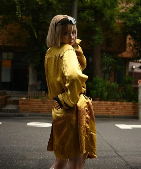 WILDFRÄULEIN × Gauche "Bourgeois shirt" Golden apple.