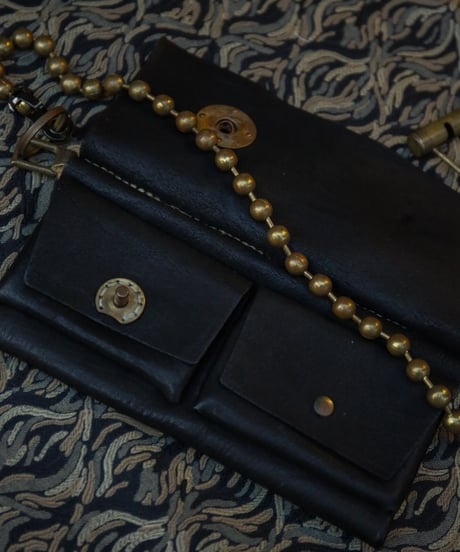 ferric "Leather wallet" Black & White.