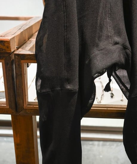 Gauche "Kaya sarouel easy pants" Black gauze.