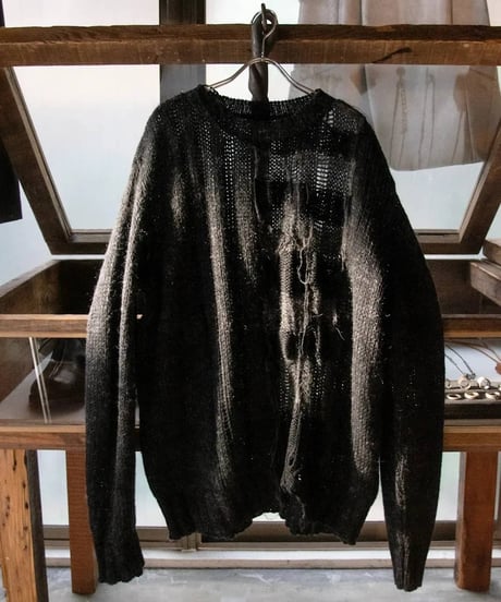 WILDFRÄULEIN "Hand knit ritz sweater" Black color.