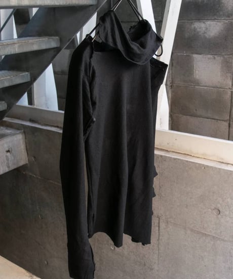 JFR "Tite volume cutsew" Black silk.